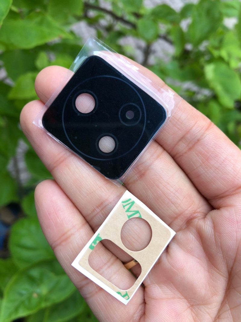 Mặt Kính Camera Sau Xiaomi Redmi K50 Chính Hãng được làm bằng chất liệu kính là kính camera sau thay thế cho kính cũ khi bị vỡ, nứt ,trầy